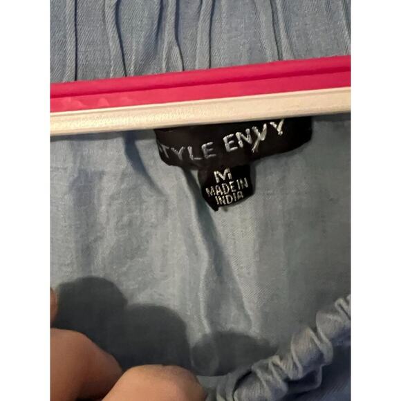 Style Envy Chambray Top Women's Size Medium Excellent very gently used condition - Picture 5 of 8